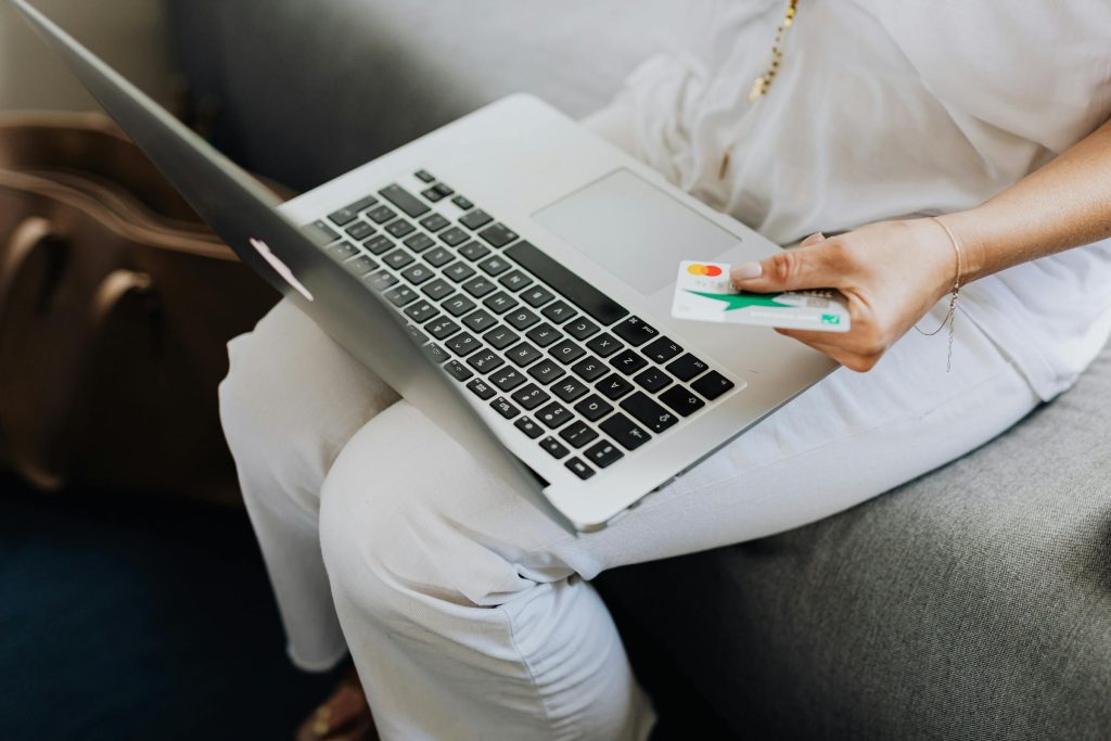 Cartões de Crédito na Era Digital: Os Melhores Ofertas de Santander Consumer Bank AG e Advanzia Bank para 2023 - Como solicitar cartão de crédito online