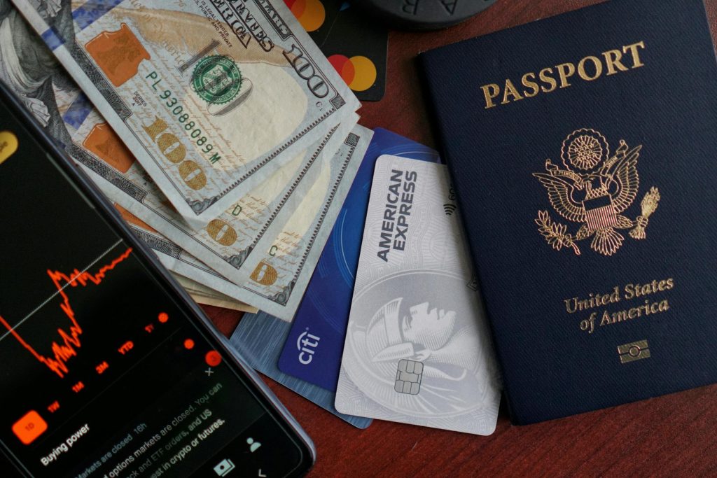 Descubra os Melhores Cartões de Crédito com Recompensas: Comparativo entre Visa Cash Rewards e American Express Gold Card - Como solicitar cartão de crédito online